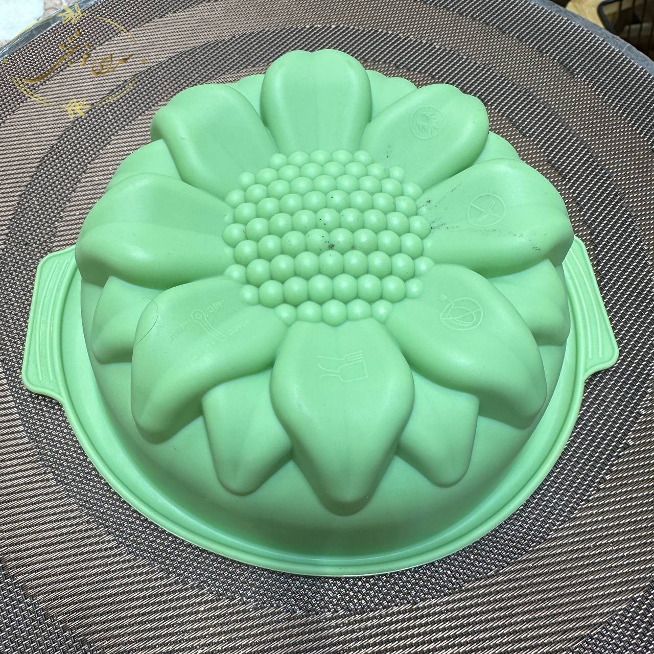 قالب سیلیکونی آفتابگردان - مناسب ژله و کیک و ...