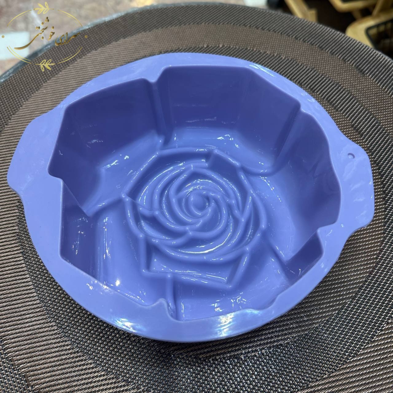 قالب سیلیکونی گل - مناسب ژله و کیک و ...