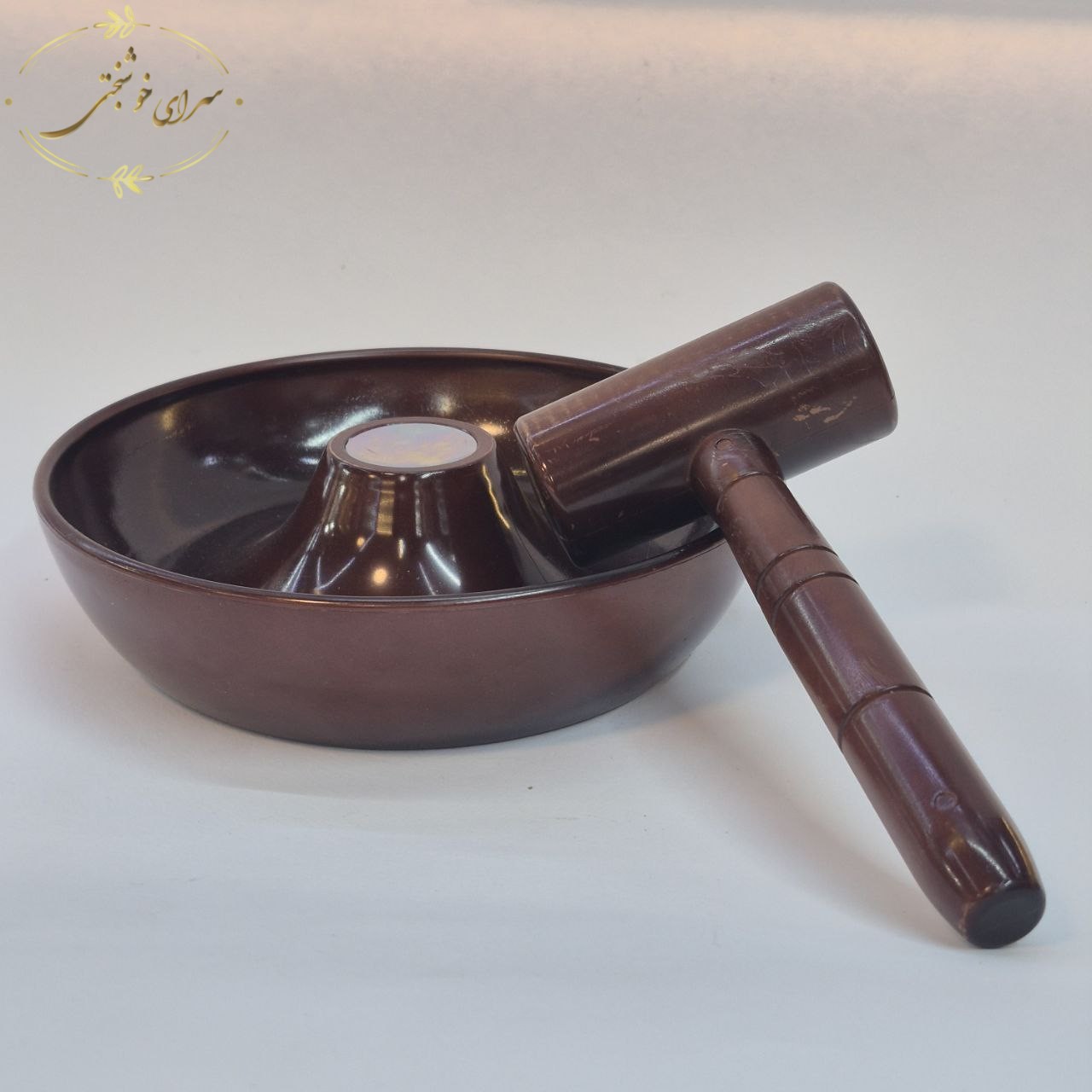 گردو شکن چکشی - کاسه دار