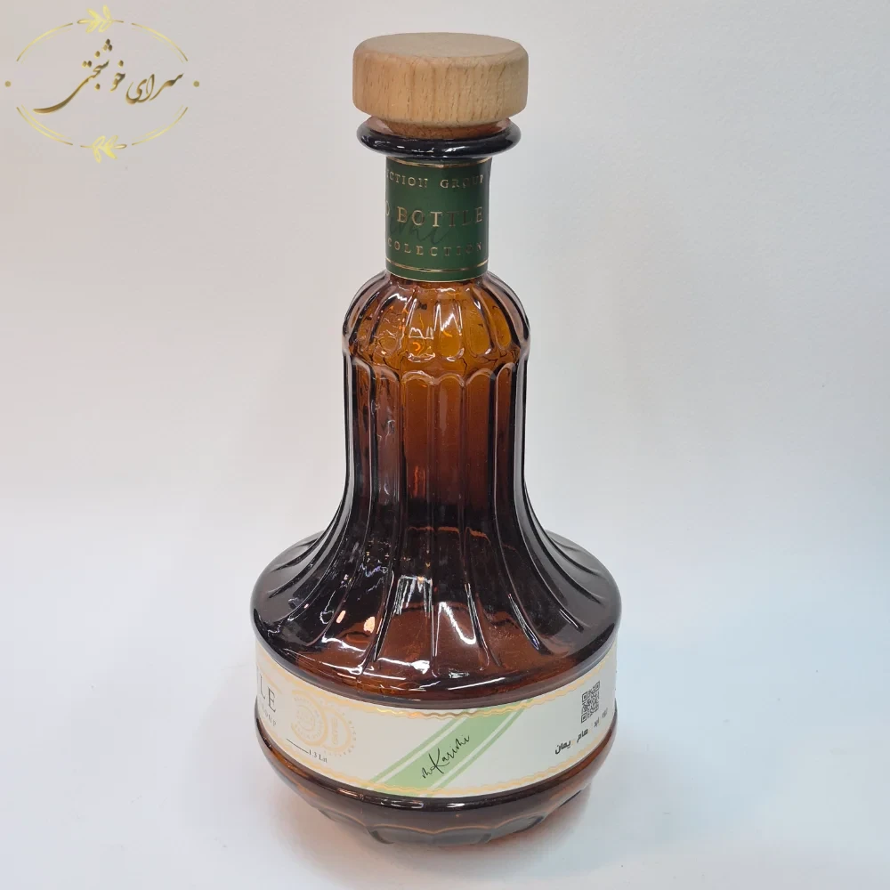 بطری شیشه ای بزرگ