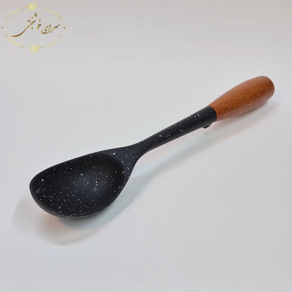 قاشق سیلیکونی آشپزخانه