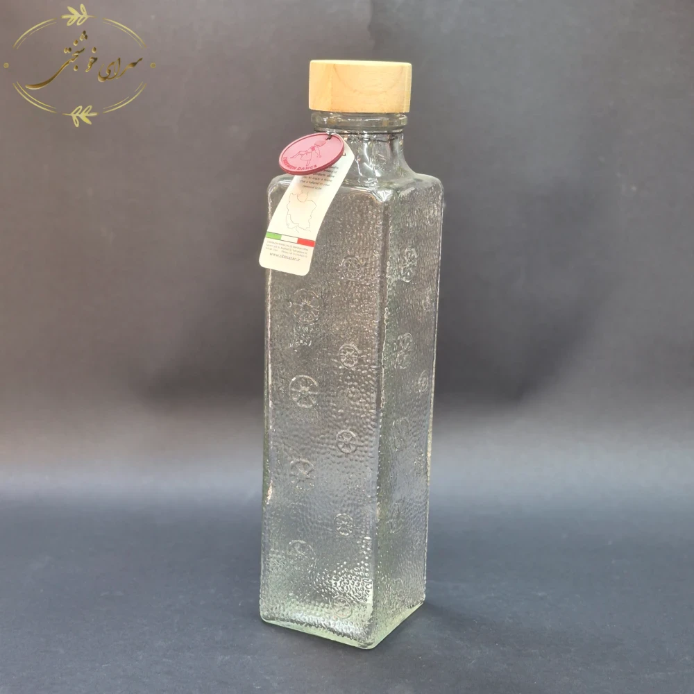 بطری آب شیشه‌ ای